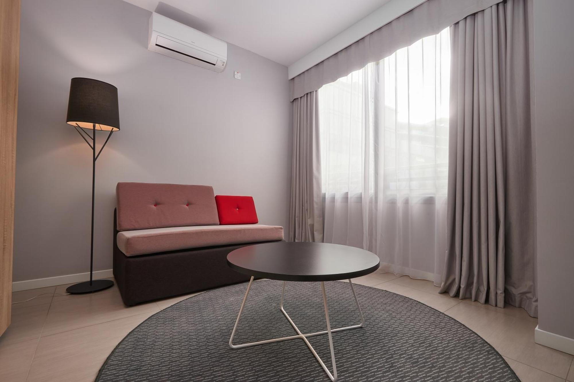 Holiday Inn Express - Malta By Ihg Saint Julian's Εξωτερικό φωτογραφία