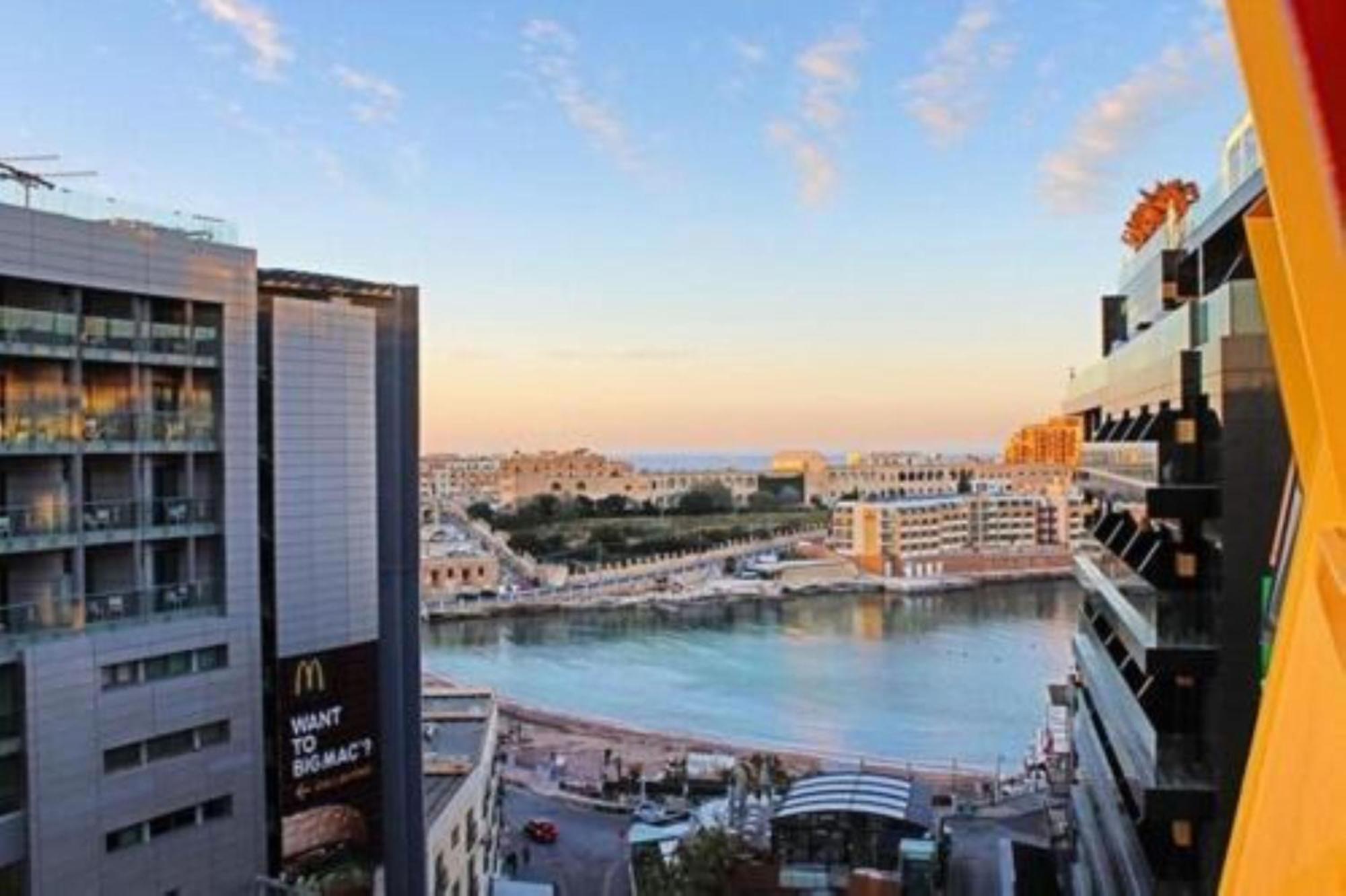 Holiday Inn Express - Malta By Ihg Saint Julian's Εξωτερικό φωτογραφία
