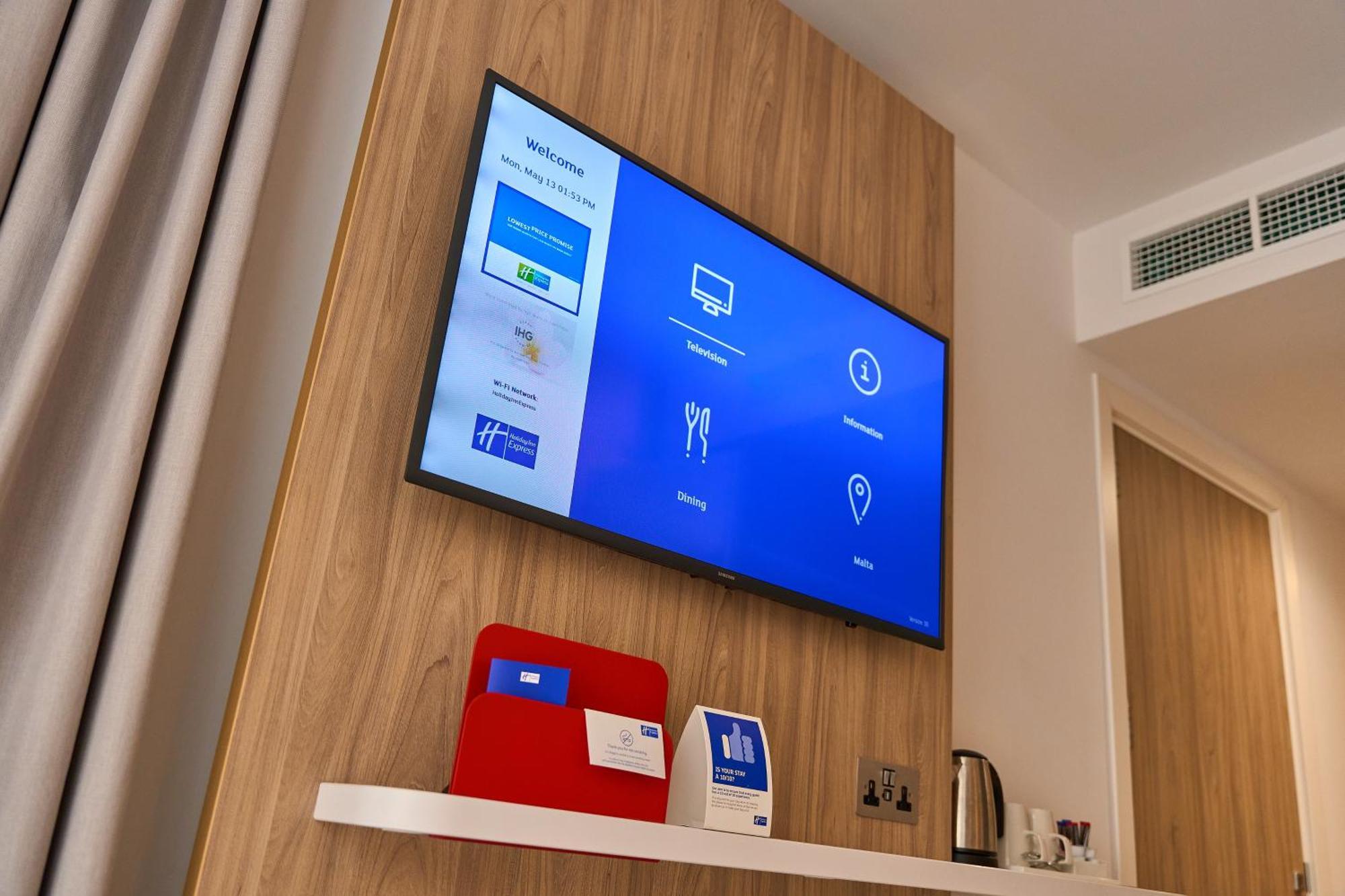 Holiday Inn Express - Malta By Ihg Saint Julian's Εξωτερικό φωτογραφία